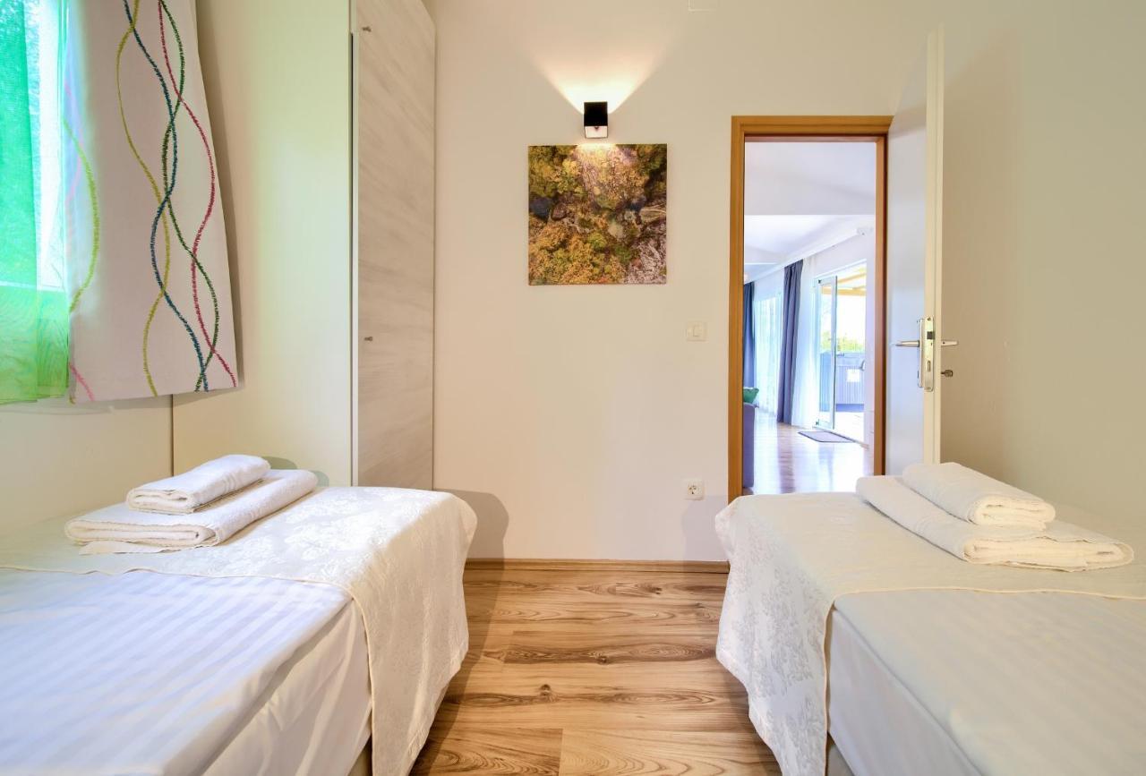 Holiday Homes Kanajt Пунат Екстериор снимка